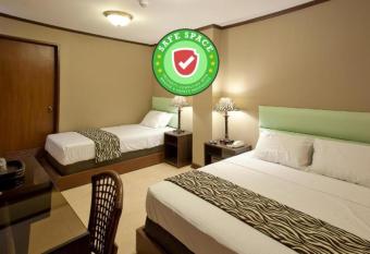 RedDoorz Plus New Era Budget Hotel Mabolo former RedDoorz near Landers Superstore Cebu City has Balcony rooms