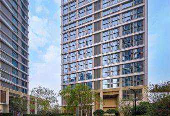 Livetour Hotel Sanxi Metro Guangzhou allows 18 year olds to book a room