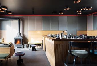 The Flushing Meadows Hotel has Balcony rooms