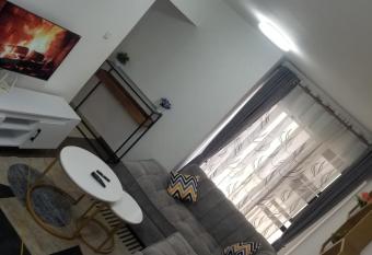 Pangani Oasis Gem 2-BR Stylish Apartment has Balcony rooms