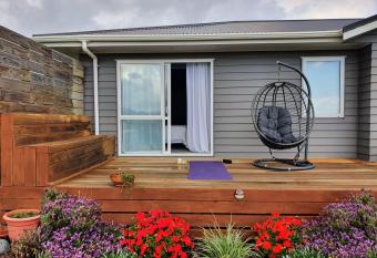 Coastal Gem has Balcony rooms