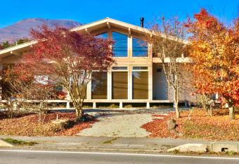                               250                                           has Balcony rooms