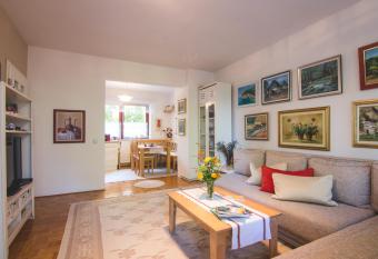 Guest House Visoko has Balcony rooms