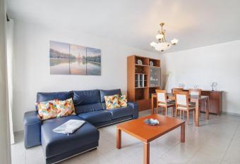 Casa Palminha has Balcony rooms