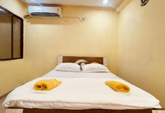 Namaste Nirvana Guest House has Balcony rooms