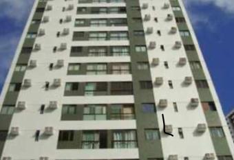 Apartamento no Rosarinho allows 18 year olds to book a room