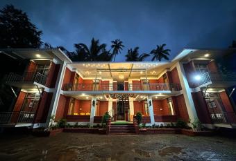 The Oasis Resort has Balcony rooms