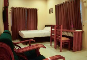 A S Manzil Lounge has Balcony rooms