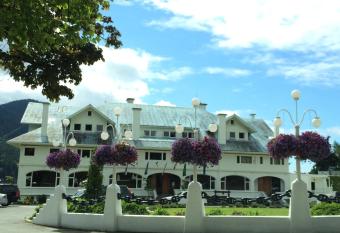 Rosario Village has Balcony rooms