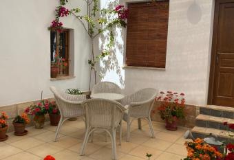 Casa Cord  n has Balcony rooms