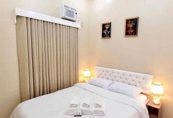 Lemoons Apartelle has Balcony rooms