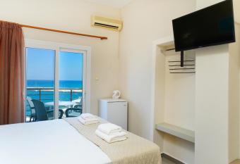 Hotel Papageorgiou has Balcony rooms