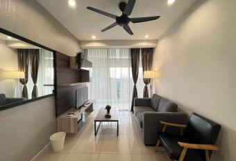 Encorp Marina, 2 Bedroom with bathtub, 6 pax, 5mins to LEGOLAND has rooms with a private hot tub