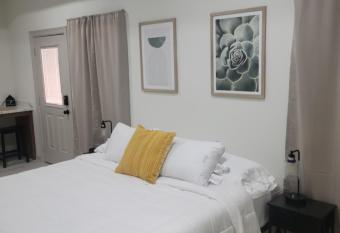 1 Bedroom suite close to Bert Ogden arena allows 18 year olds to book a room