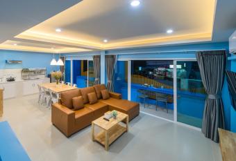 Otter House Aonang Intersection has Balcony rooms