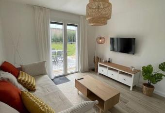 Appartement proche Stade/Eurexpo has Balcony rooms