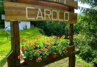 Casa Nonna Rosa has Balcony rooms