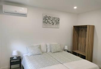 Alojamento Andorinhas has Balcony rooms