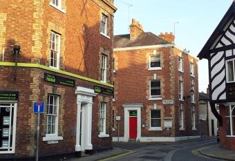 Grosvenor Place Guest House allows 18 year olds to book a room