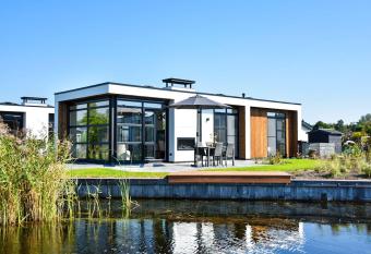 Holiday Home Villa Nautica 6 persoons by Interhome has Balcony rooms