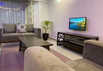 Midtown Executive Suites With Balcony, King Bed has Balcony rooms