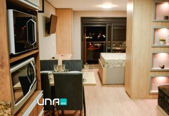 Loft 908 Inn no Parque Una allows 18 year olds to book a room