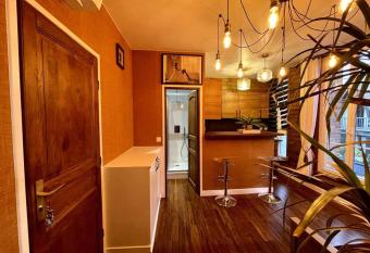 Appartement chalet n  5 allows 18 year olds to book a room