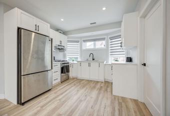 Brand new 2 Bedroom plus Loft in Hamilton has Balcony rooms