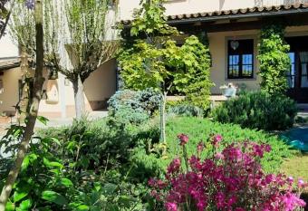 San Rocco di Villa di Isola D Asti has Balcony rooms