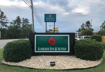Jameson Inn And Suites Hazlehurst allows 18 year olds to book a room