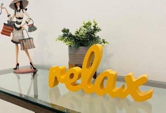 Stylish -2 bedrooms near LAX with patio & Parking! has Balcony rooms