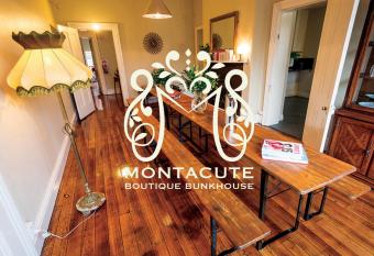 Montacute Boutique Bunkhouse has Balcony rooms