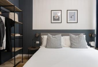 Trieste Tranquil Tiny Haven allows 18 year olds to book a room