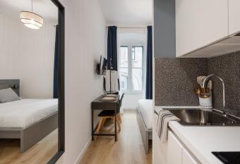 Cozy Trieste Historic Hideaway allows 18 year olds to book a room