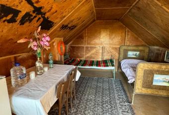                                2          3           ,                            ,                                   has Balcony rooms