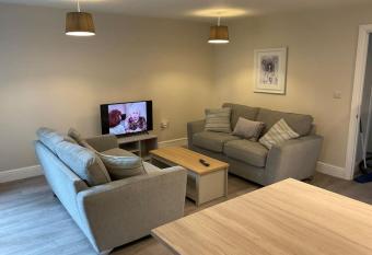 Beautiful Cottage in Ashbourne has Balcony rooms