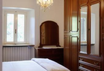 Natura tra bosco e lago has Balcony rooms