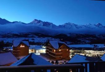 Appartement 4    6 personnes - Station La Joue du Loup - Chalet d Aurouze , 50m des pistes Piou Piou has Balcony rooms