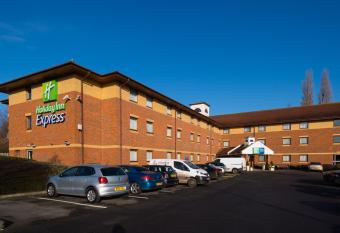 Holiday Inn Express Taunton East, an IHG Hotel allows 18 year olds to book a room