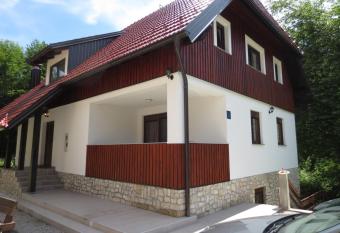 Guest House Wolf has Balcony rooms