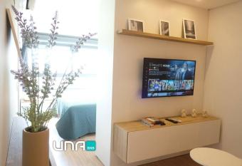 Studio aconchegante no Parque Una com garagem allows 18 year olds to book a room