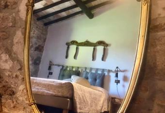 Radius Horse Ranch B&B allows 18 year olds to book a room