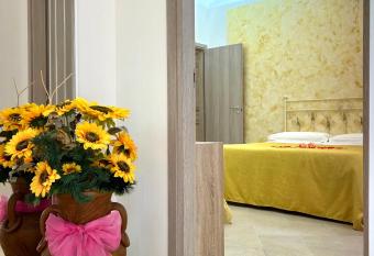 A un passo dagli Dei has Balcony rooms