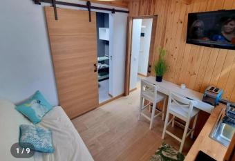 The Litle House Estudio has Balcony rooms