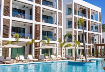 Acqua di Mare Resort has Balcony rooms