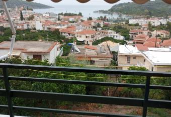 Nikoletta has Balcony rooms