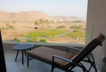 Beautiful Golf & Sea View has Balcony rooms