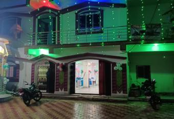 Sovaloy Guest House has Balcony rooms