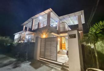 Palmquist Villa has Balcony rooms