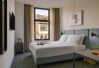 Sonder Rose allows 18 year olds to book a room